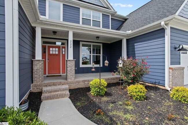 Building Photo - 222 Montview Cir