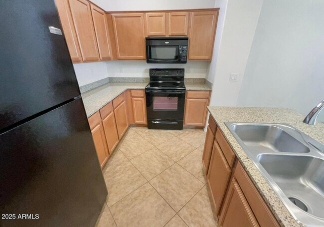 Building Photo - 123 N Washington St