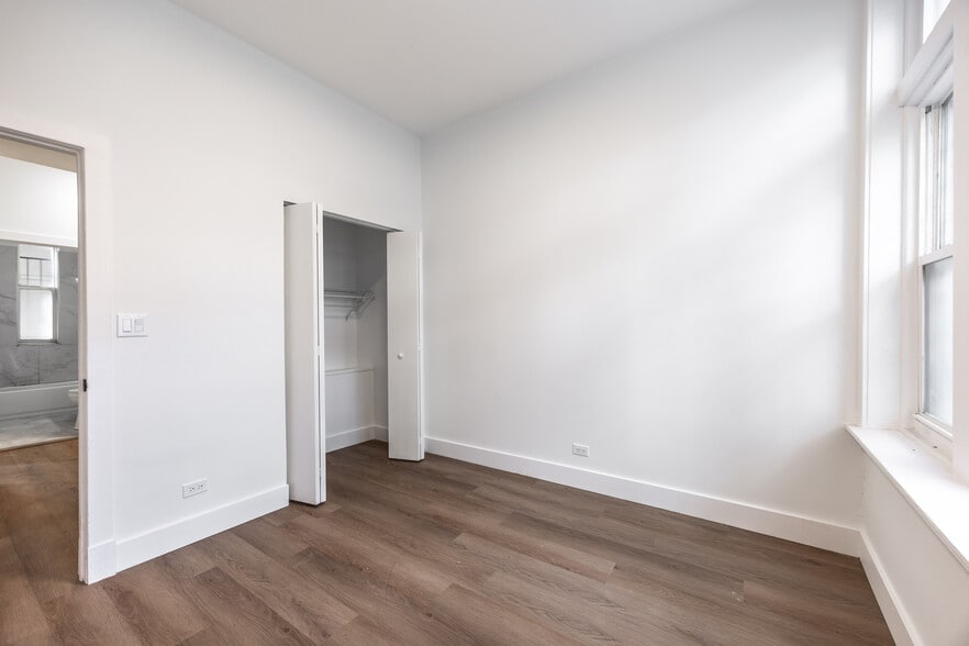 Building Photo - 1454 N Kedzie Ave