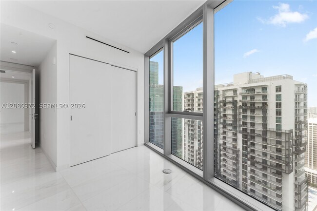 Building Photo - 300 Biscayne Blvd