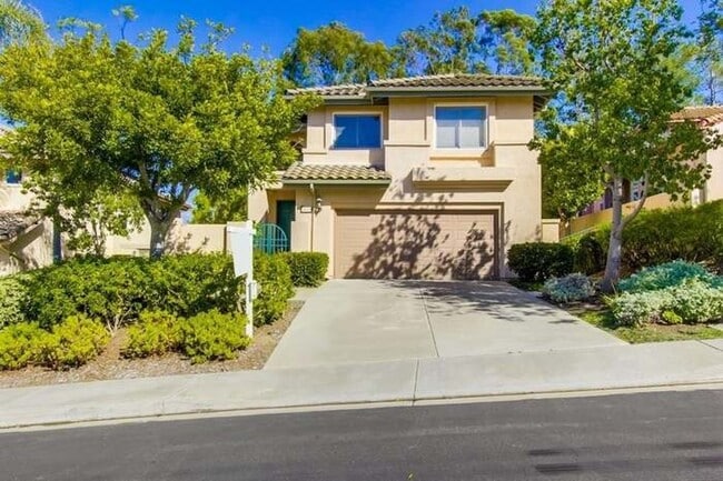 Primary Photo - Beautiful 3 Bedroom 2.5 Bathroom home over...