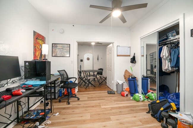 Building Photo - 1254 SW 9th Rd