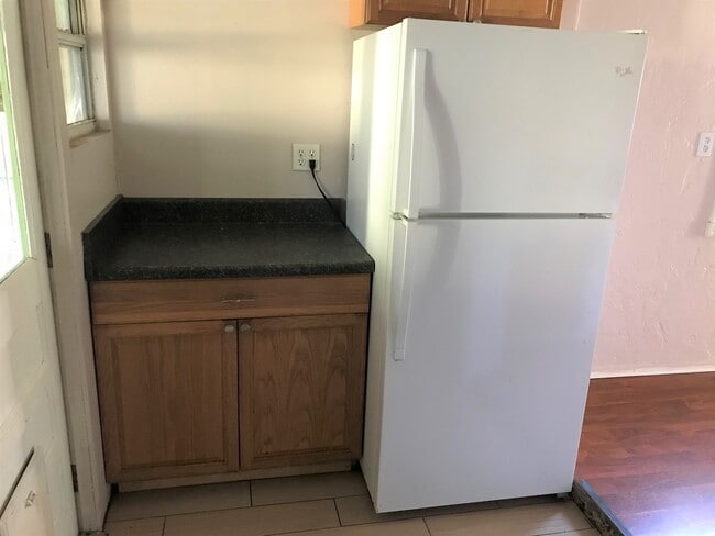 Building Photo - 5016 18th Ave S