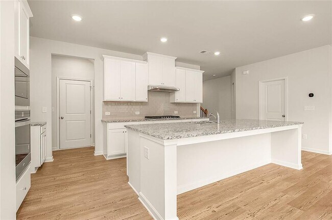 Building Photo - 410 Pt Pl Dr