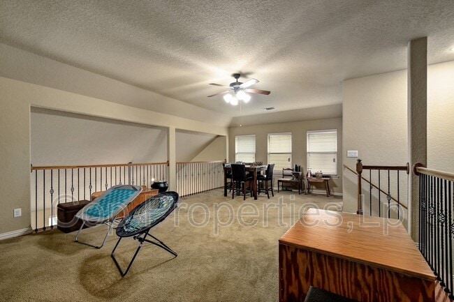 Building Photo - 1435 Sparrow Song