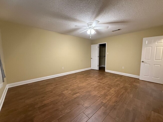 Building Photo - Lake Village Brick Rancher