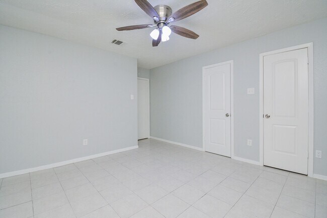 Building Photo - 16518 Monte Carlo Ln