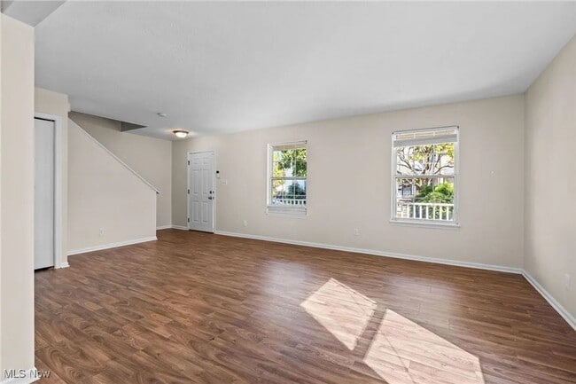 Building Photo - 3 BD/ 1.5BA Home for Rent- Cleveland