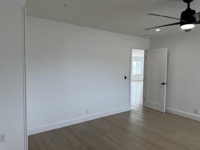 Building Photo - 24643 Santa Clara Ave