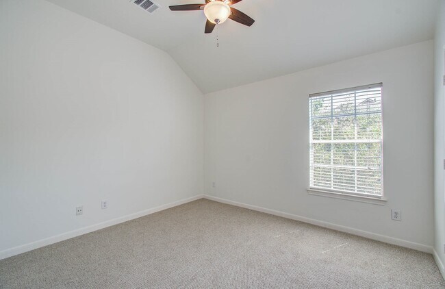Building Photo - 4107 Blossom St