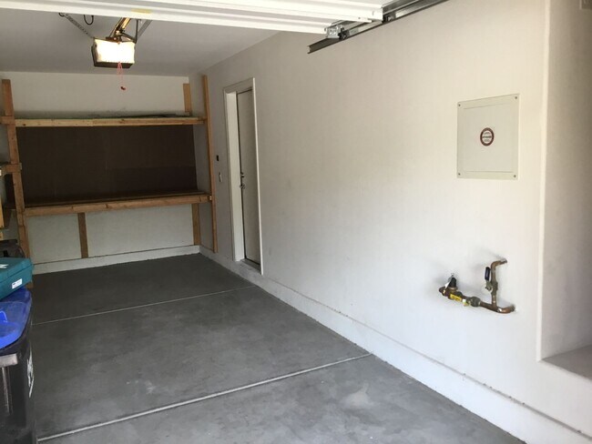 Building Photo - 164 Belmont Canyon Pl