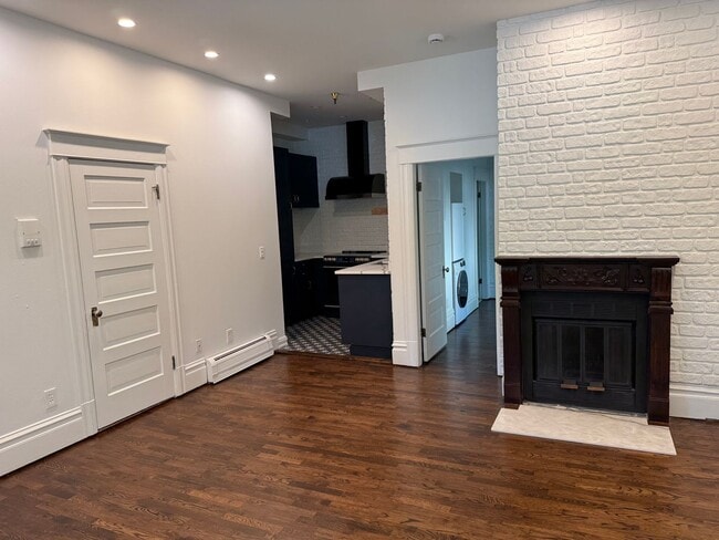 Building Photo - Remodeled one bedroom Condo for Rent in Do...