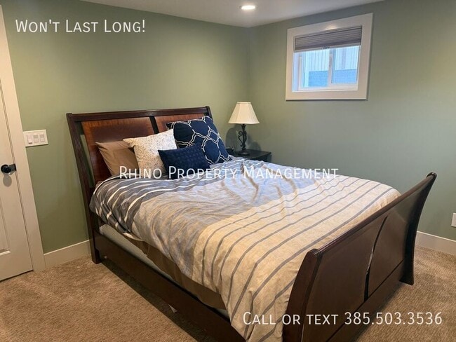 Building Photo - 7686 Mountain Estates Dr