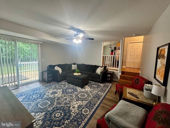 Building Photo - 702 Cloverfields Dr
