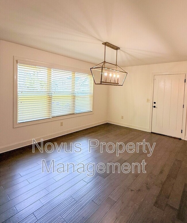 Building Photo - 338 Brookstone Dr