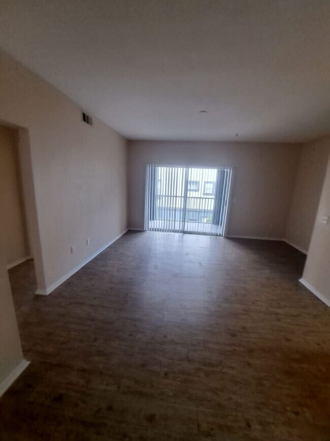 Building Photo - The Preserve at Temple Terrace