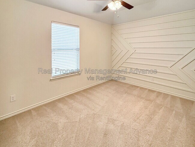 Building Photo - 10228 Tahoka Pl