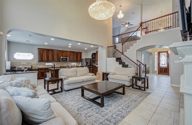 Building Photo - 1510 Lake Grayson Dr