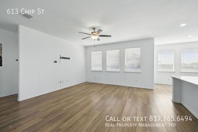 Building Photo - 613 Chip St