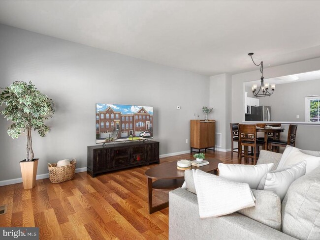 Building Photo - 42033 Bushclover Terrace