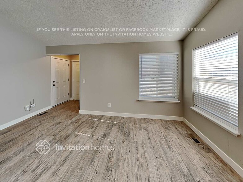 Building Photo - 624 Blackmore Pl
