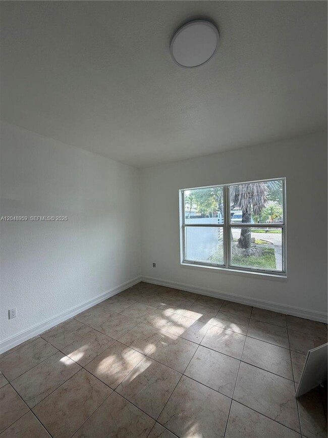 Building Photo - 22725 SW 125th Ave