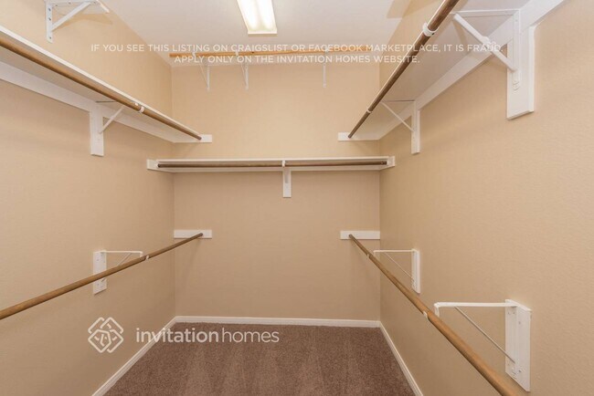 Building Photo - 9200 Farmer Dr