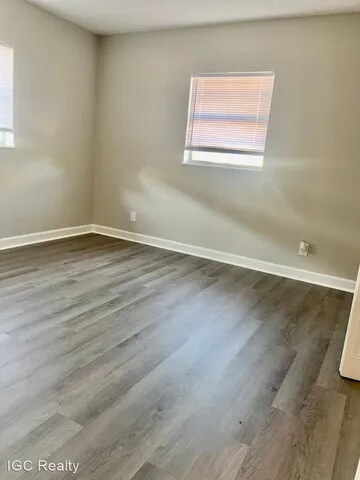 Building Photo - 1896 40th Ave