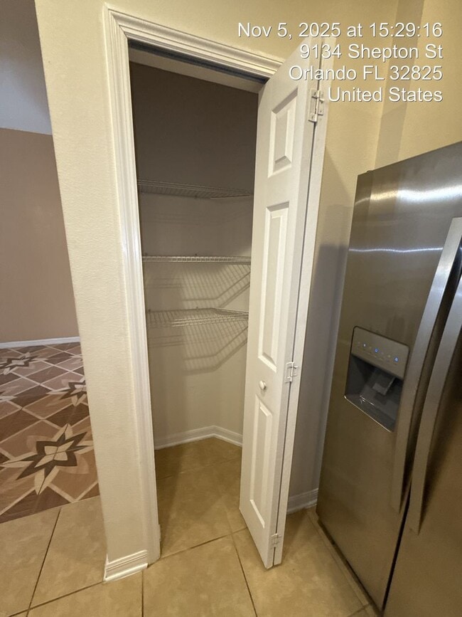 Building Photo - 9134 Shepton St