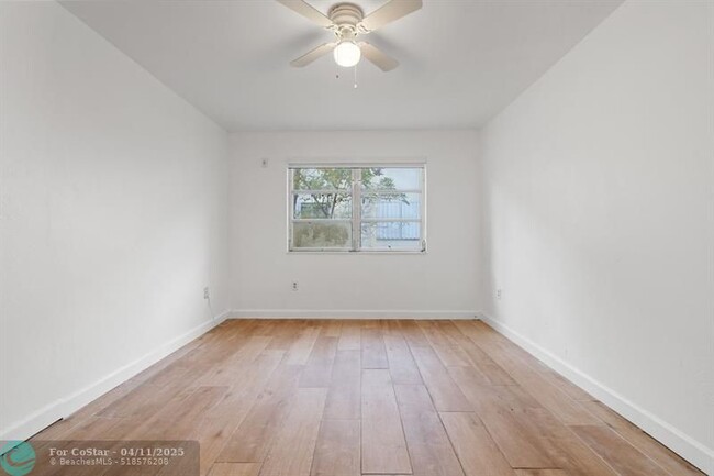 Building Photo - 7831 SW 56th St