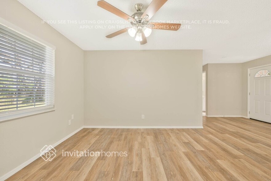 Building Photo - 4541 Weldon Pl