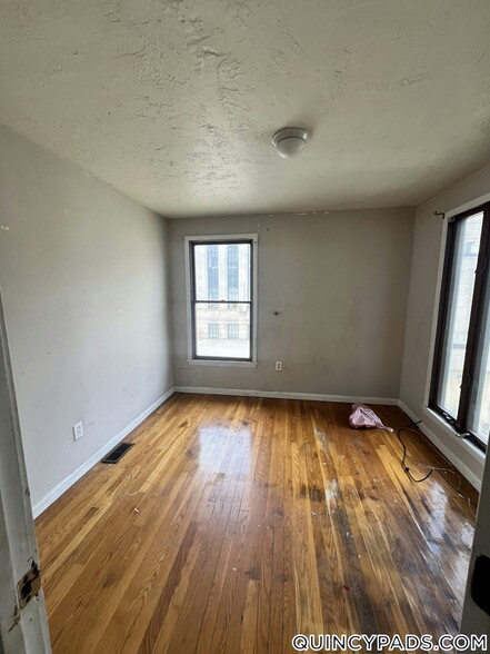 Building Photo - 14 Johnson Ave
