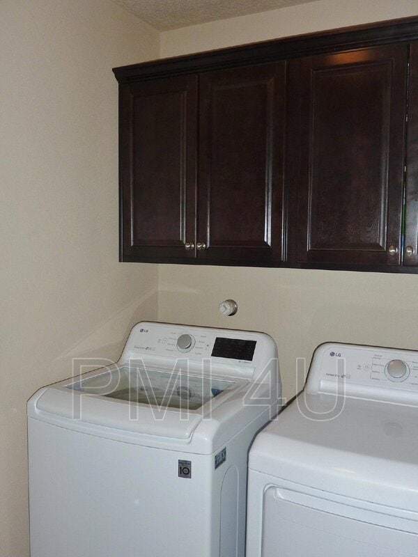 Building Photo - 2035 Ferndale Rd SE