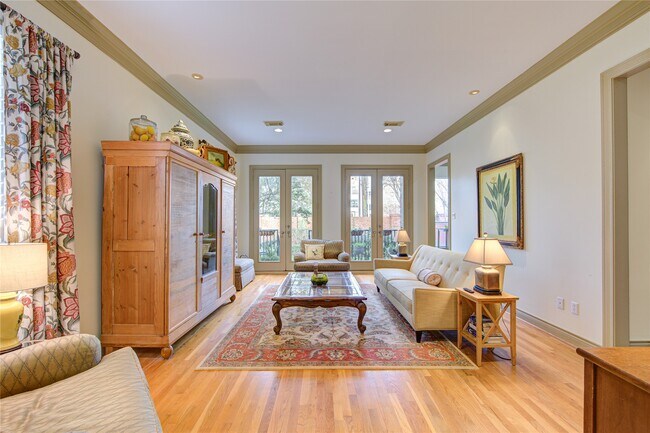 Building Photo - 6811 Staffordshire Blvd