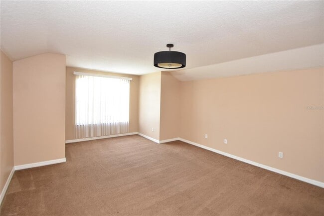 Building Photo - 13 Sergeant Ct