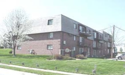 Building Photo - Whispering Isle Apartments