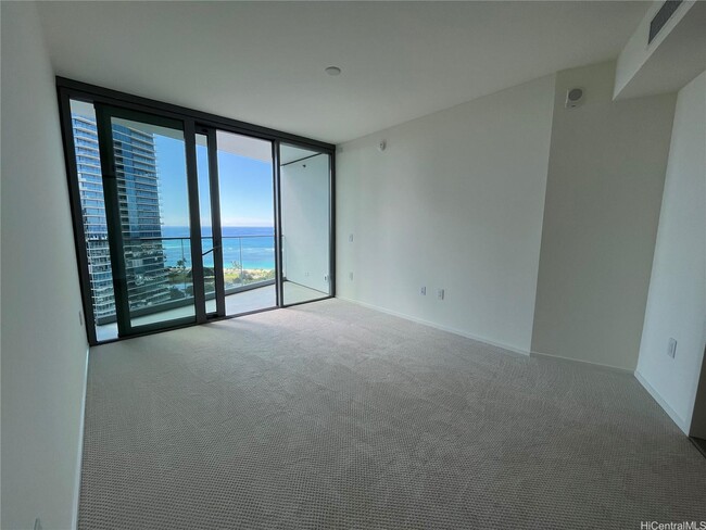 Building Photo - 1000 Auahi St