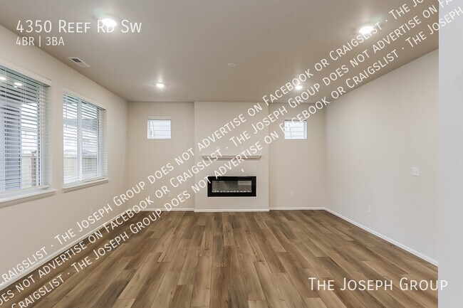 Building Photo - 4350 Reef Rd SW