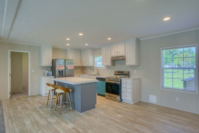 Building Photo - 1118 Old Tar Landing Rd