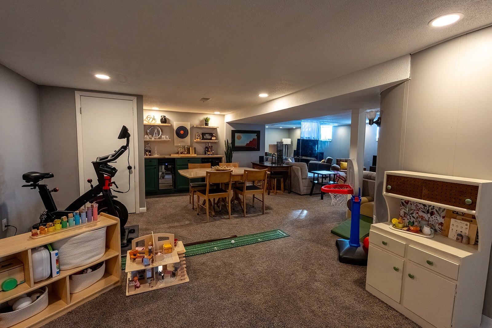 Building Photo - 1621 W 22nd St