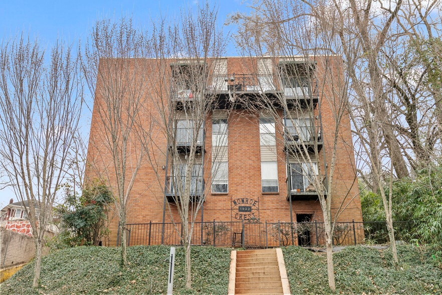 Primary Photo - Monroe Crest Apartments