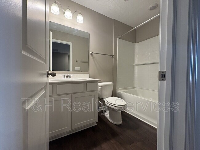 Building Photo - 5657 Brownstone Dr