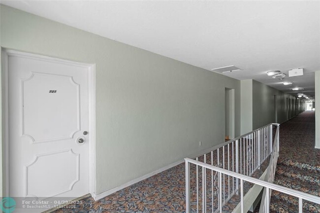 Building Photo - 2180 NE 67th St