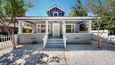 Building Photo - Charming 3 Bed / 1 Bath Home in the Heart of the Tower District