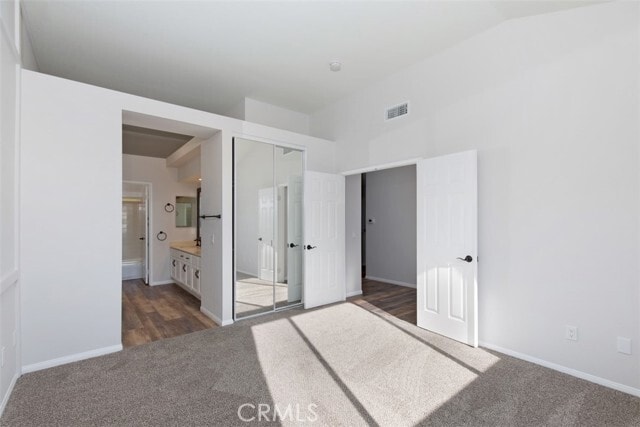 Building Photo - 8 New Chardon