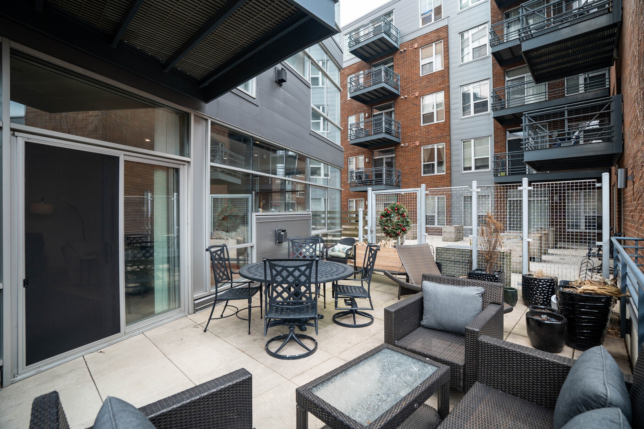 Private Deck - 1111 N Marshall St