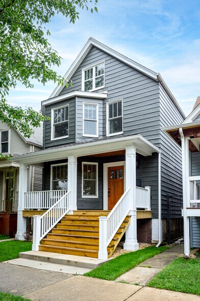 Building Photo - 2524 N Lawndale Ave