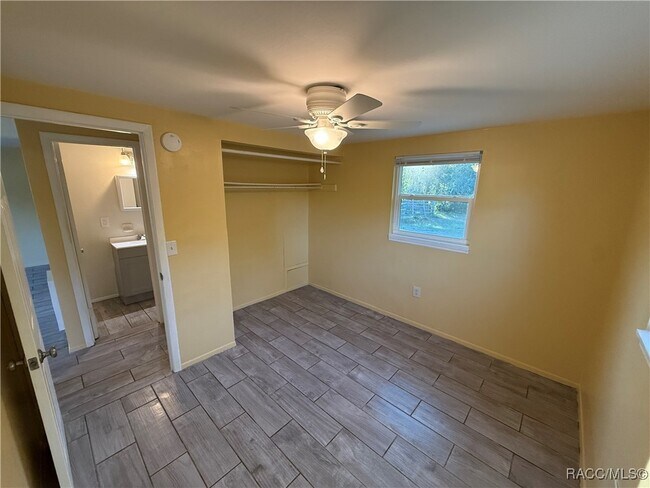 Building Photo - 1113 Jones Ave