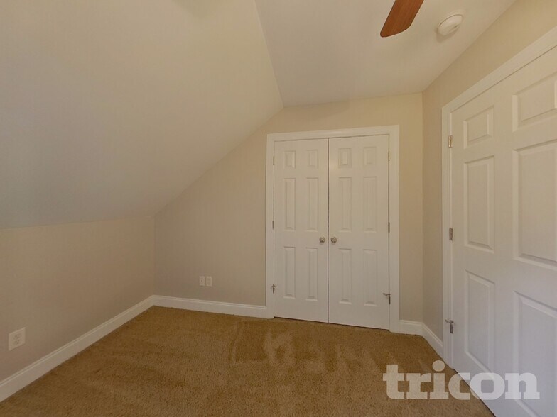 Building Photo - 167 Tanners Mill Rd