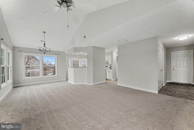 Building Photo - 11154 Summers Cove